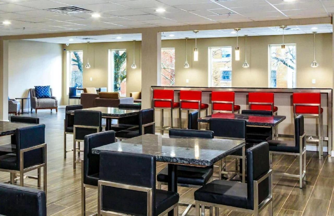 The Penn Stroud, Stroudsburg - Poconos, Ascend Hotel Collection エクステリア 写真
