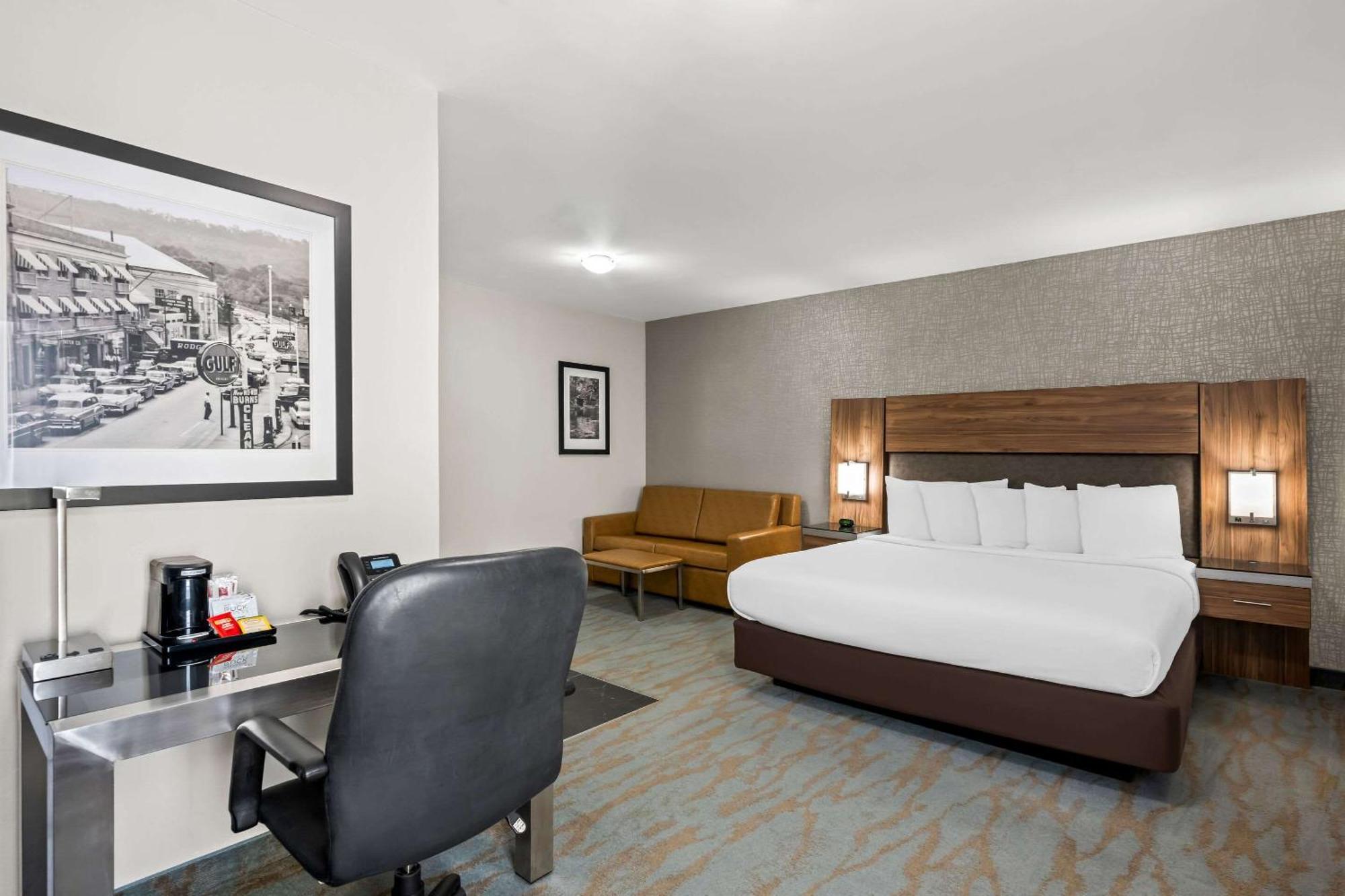 The Penn Stroud, Stroudsburg - Poconos, Ascend Hotel Collection エクステリア 写真
