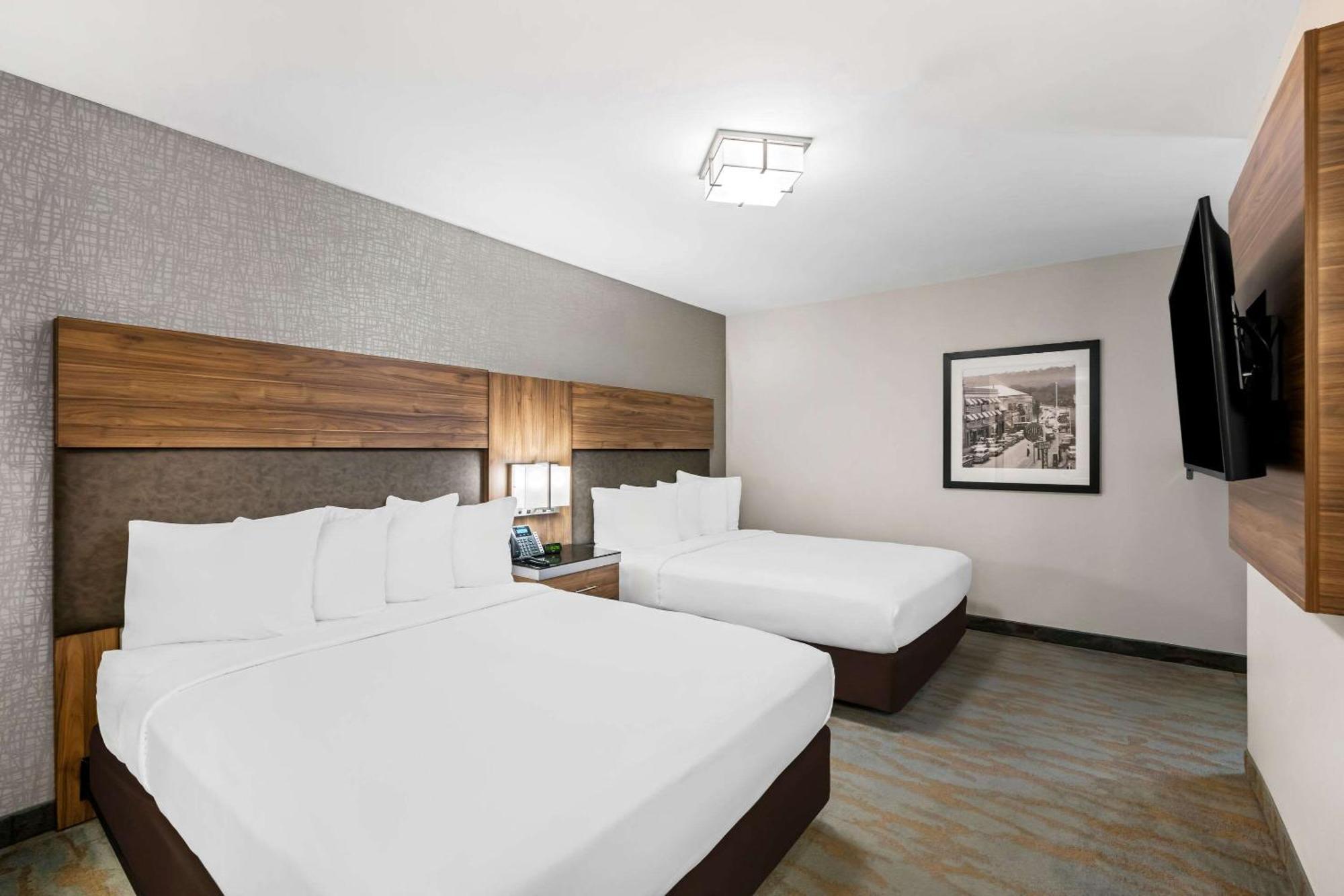 The Penn Stroud, Stroudsburg - Poconos, Ascend Hotel Collection エクステリア 写真