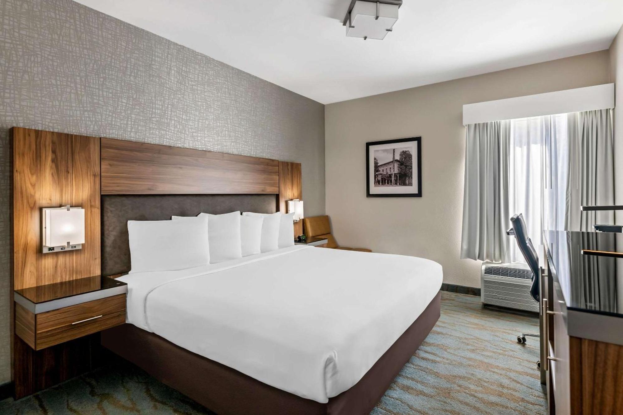The Penn Stroud, Stroudsburg - Poconos, Ascend Hotel Collection エクステリア 写真